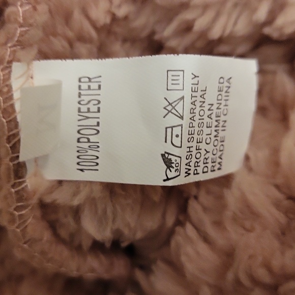 Oversized sherpalike pullover top M NWOT - Picture 7 of 7